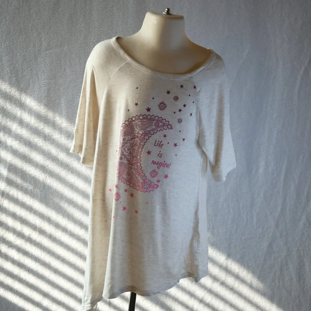 Justice Life is magical T-Shirt Girls Size 6